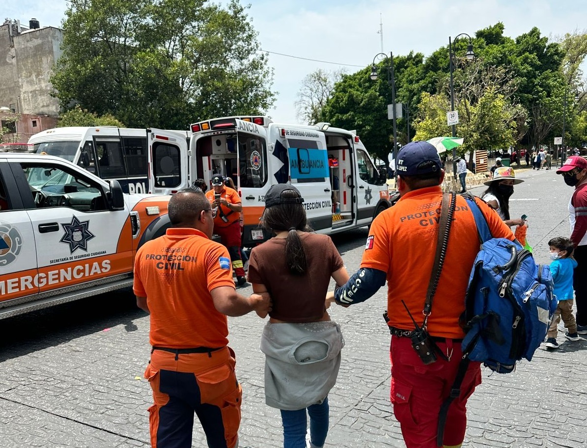 Reporta Ayuntamiento De Puebla Que El Desfile Del De Mayo Se Efectu