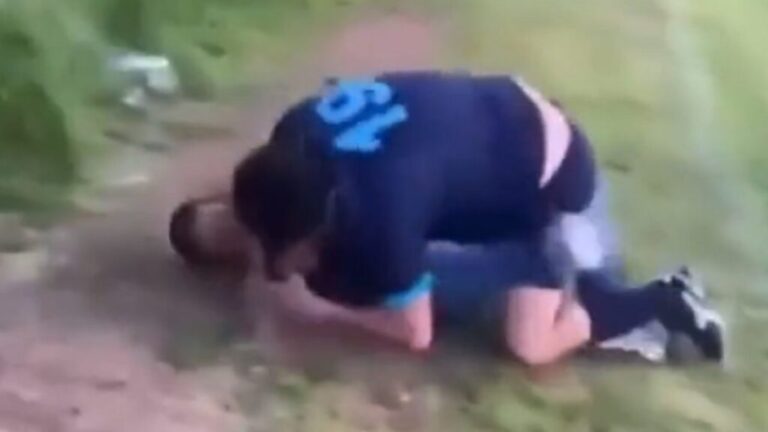 Captan riña afuera de antro en Angelópolis y video se viraliza
