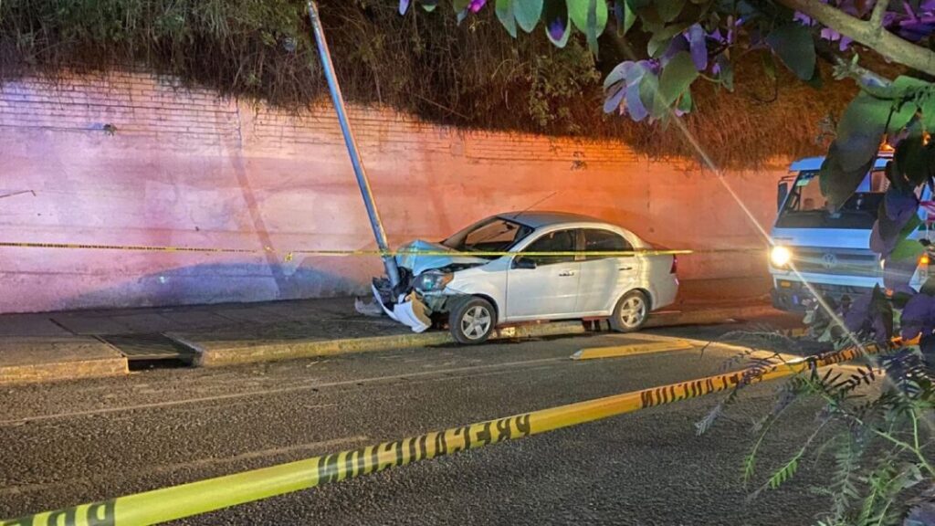 Conductor-sufre-infarto-y-muere-en-bulevar-Xonaca-1068x601-1-1024x576.jpg