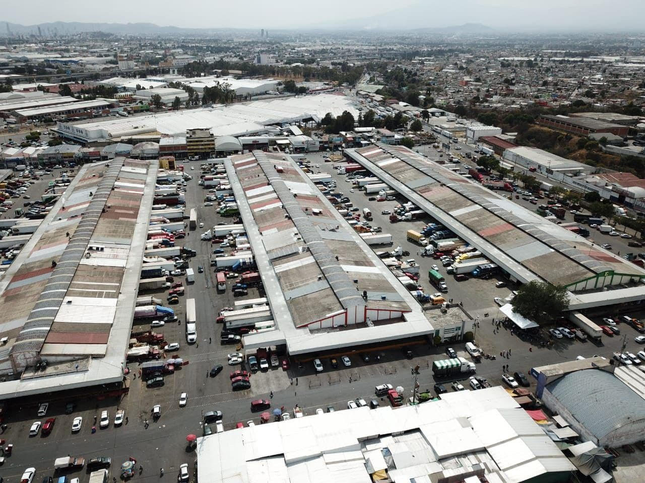 ayuntamiento-de-puebla-rehabilita-vialidad-en-central-de-abasto.jpg