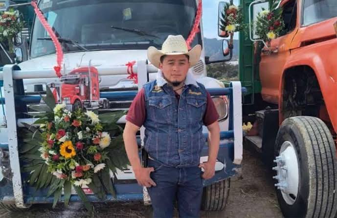 images (43) images (43)