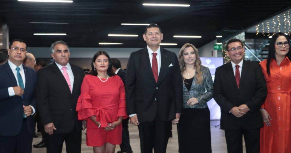 Informe escrito de Armenta destaca fin de deudas y reorientación del gasto