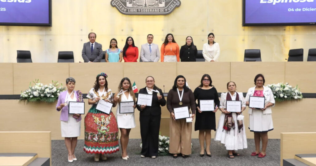 Entrega Congreso del Estado Medalla Ángeles Espinosa Yglesias 2025