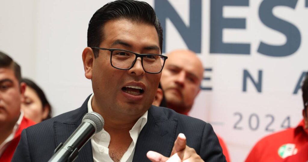 Néstor Camarillo estaría en lista de narcopolíticos