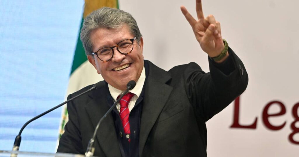 Monreal responde a polémica en Puebla por dichos sobre asesinato político