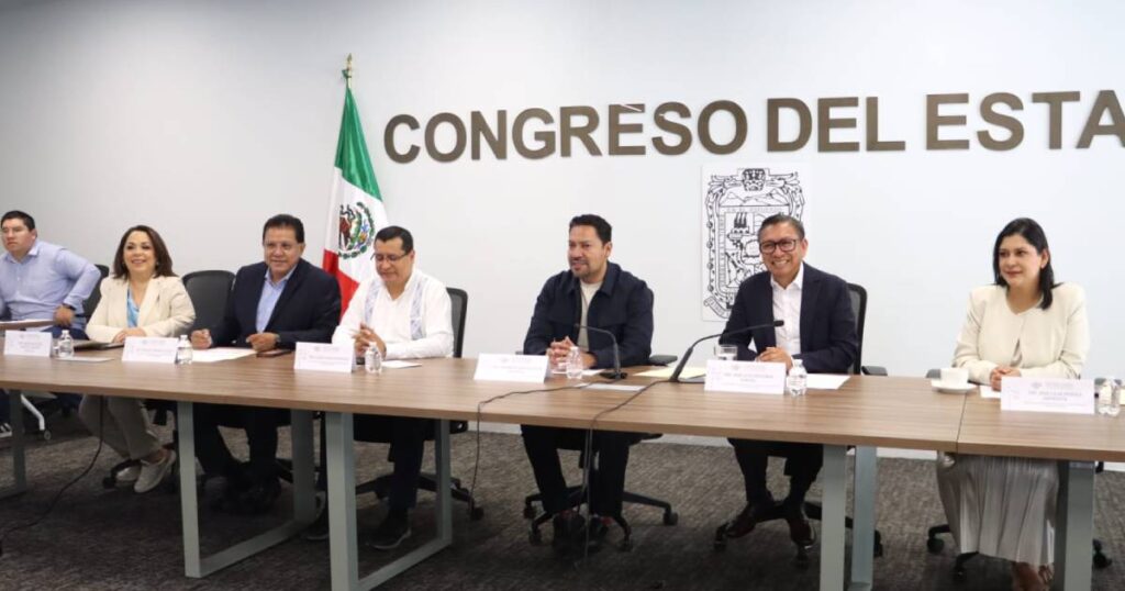 Congreso avala exhorto para capacitar personal y mejorar servicios municipales en ayuntamientos