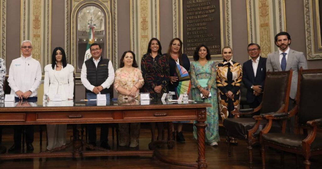 Signan Congreso del Estado y la CDH Puebla Convenio de Colaboración