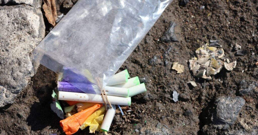 Explota vivienda con pirotecnia en Tlaola