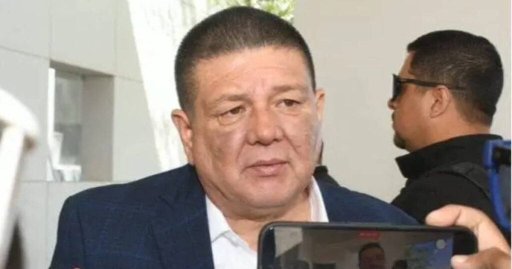 Escándalo por agentes CIA en México provoca renuncia del fiscal estatal