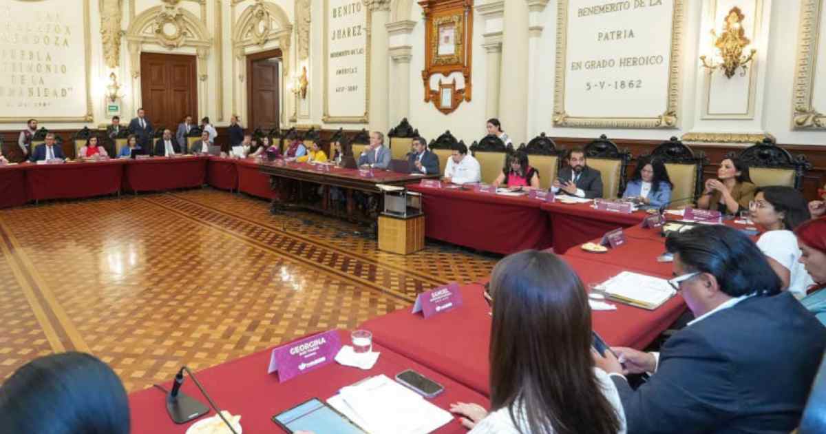 Cabildo avala no uso de bardas en temas políticos Cabildo avala no uso de bardas en temas políticos