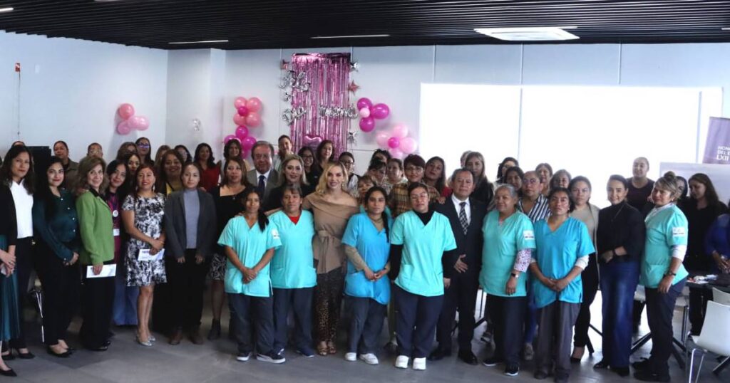 Madres trabajadoras del Congreso reciben reconocimiento por compromiso y esfuerzo cotidiano