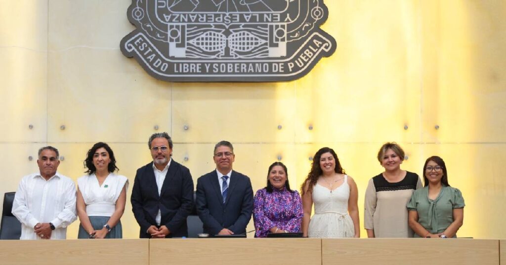 Rosalío Zanatta apuesta por estudiantes más activos y saludables en Puebla