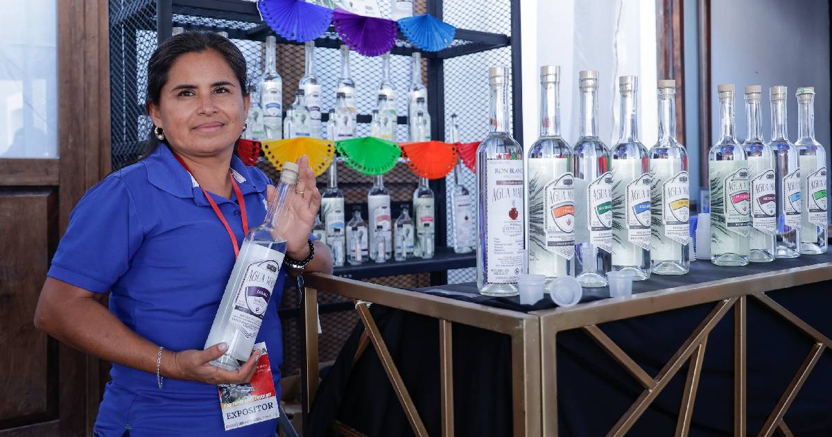 mezcal Puebla mezcal Puebla