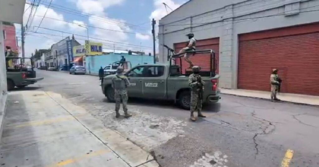 Despliegan operativo sorpresa en la 46 Poniente de Puebla