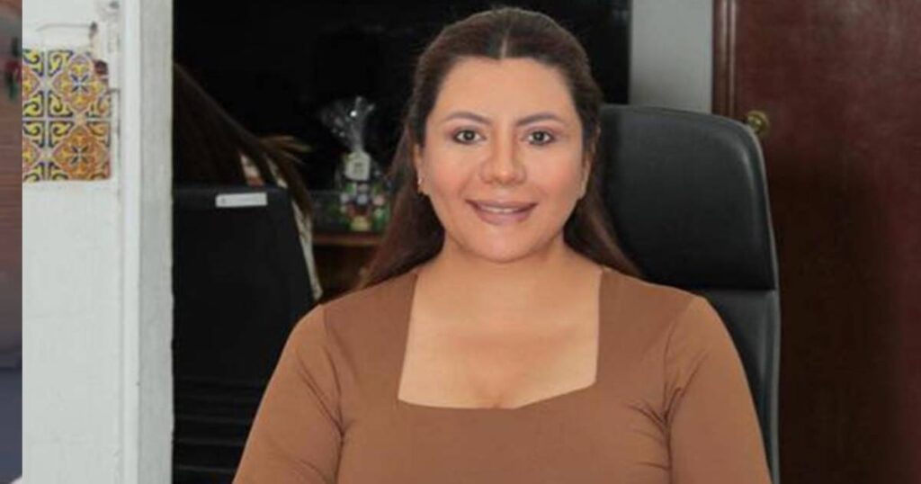 Suspenderán a presidenta municipal de Acatlán; revisarán cuentas públicas