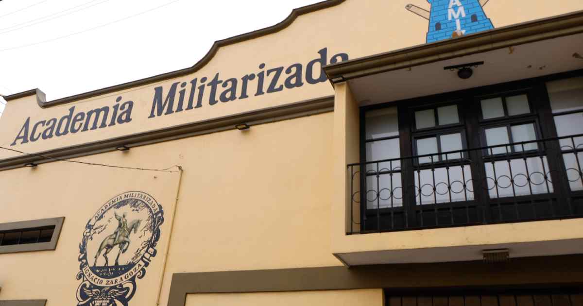 Academia Militarizada