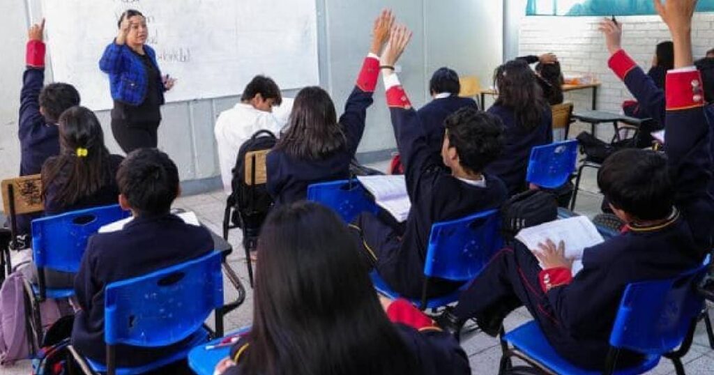 ¿Hay clases el 15 y 16 de septiembre? Estas son las fechas de descanso escolar
