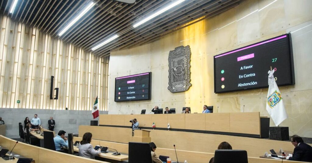 Pasan de 23 a 15 regidurías en la capital; avala Congreso reforma electoral