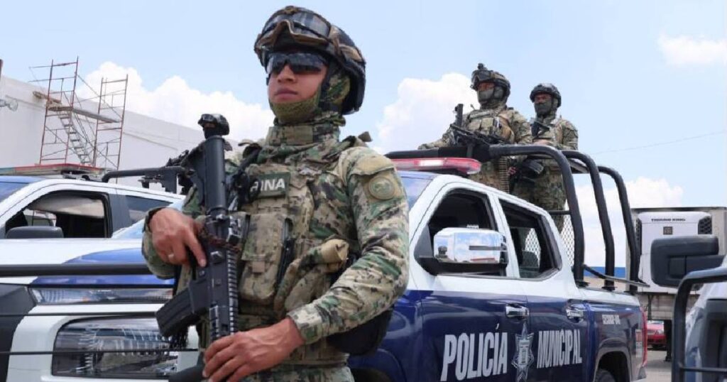 Marina releva a siete mandos de seguridad en municipios poblanos