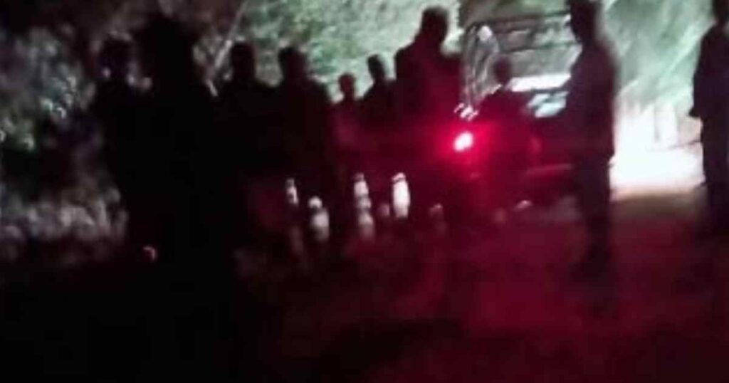 Hallan a abuelito sin vida y con herida en el cuello en Miahuatlán