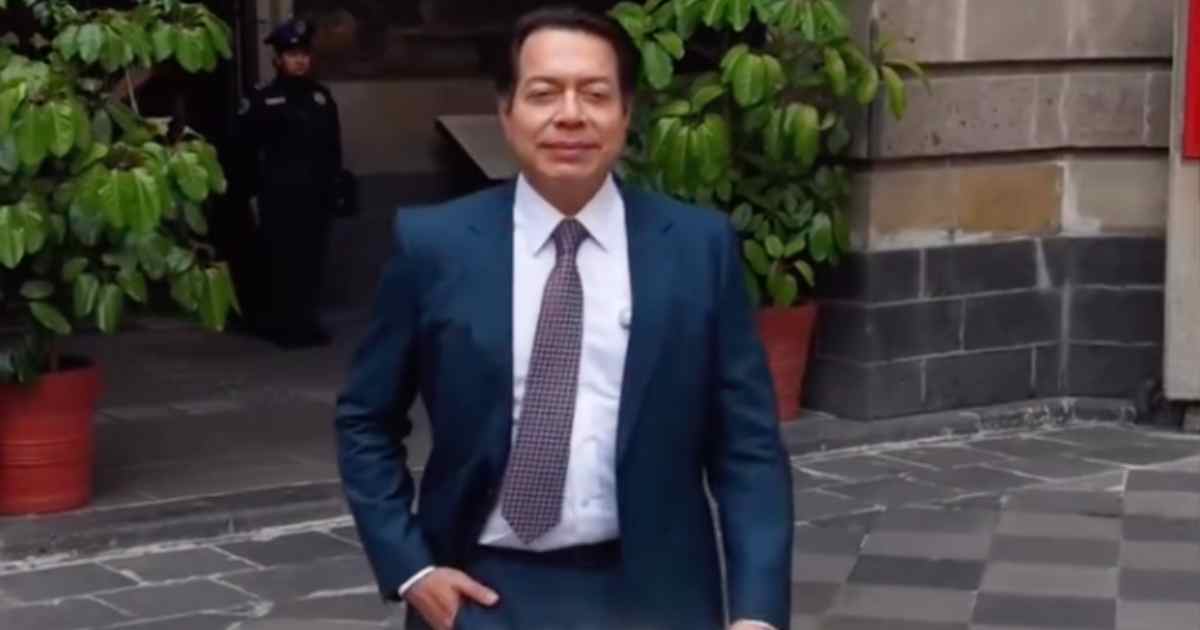 Mario Delgado farmea aura Mario Delgado farmea aura