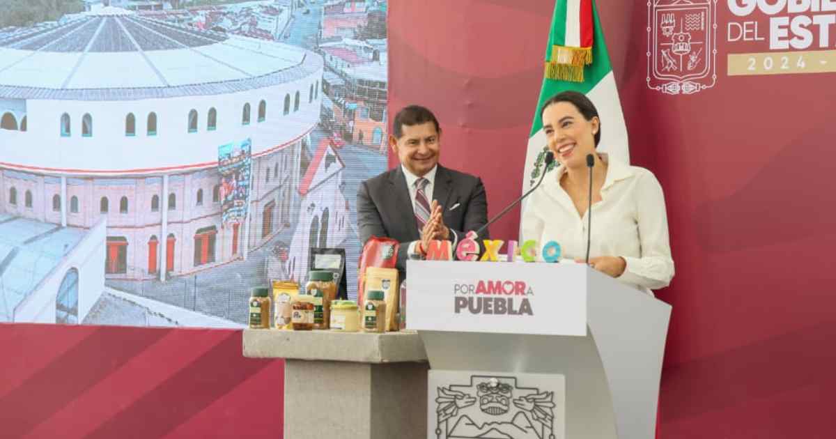 Tianguis Turístico