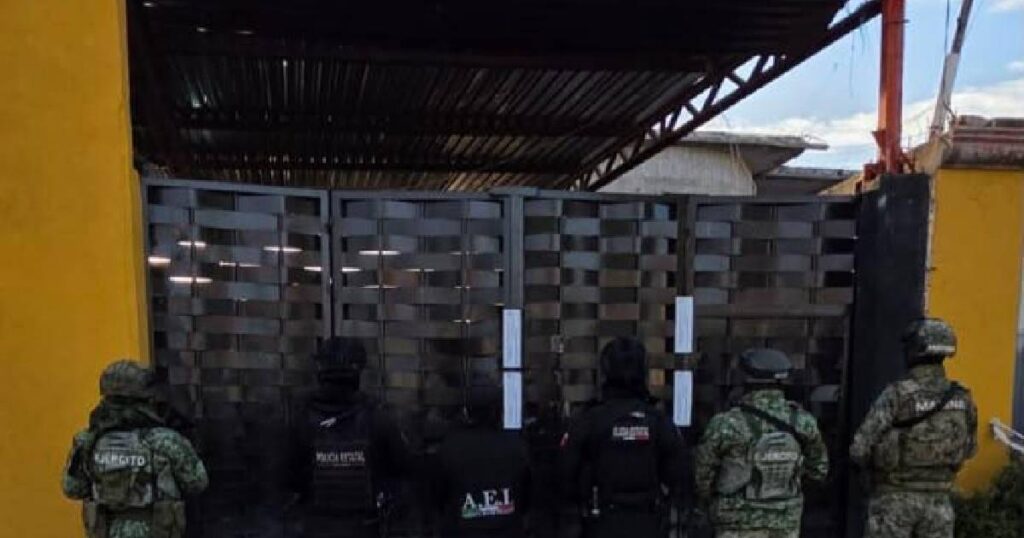 Aseguran bodegas y pipas por robo de hidrocarburo en Tepeaca; hay dos detenidos